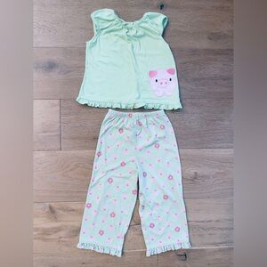 Carter's Green and Pink Pajama top and bottom Set with pig flower Design size 4T